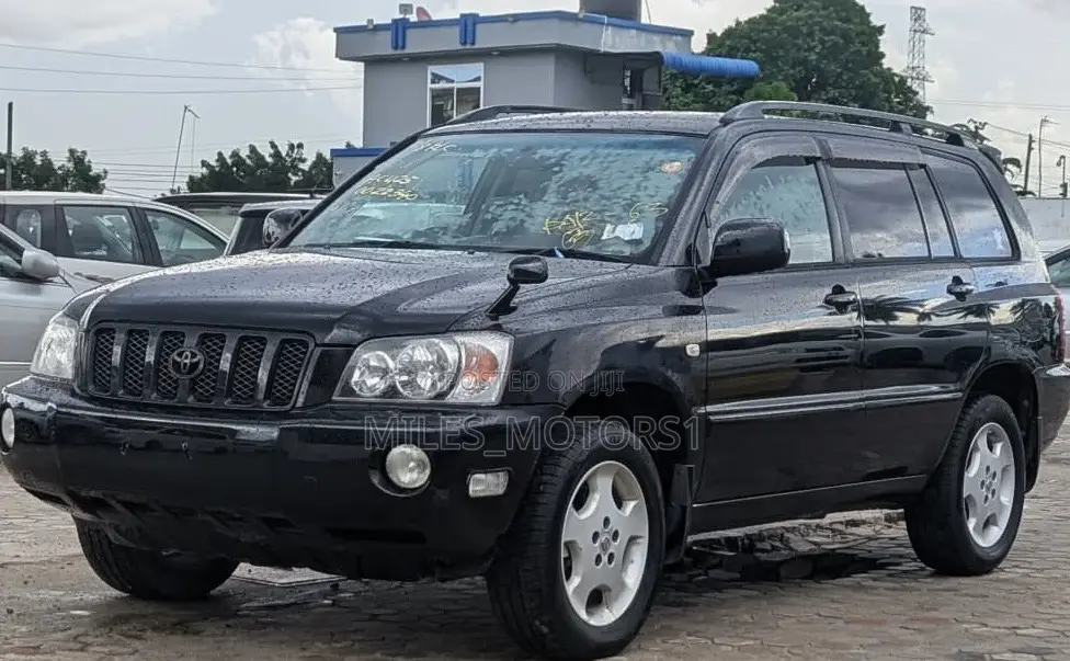 Toyota Kluger 2002 Black