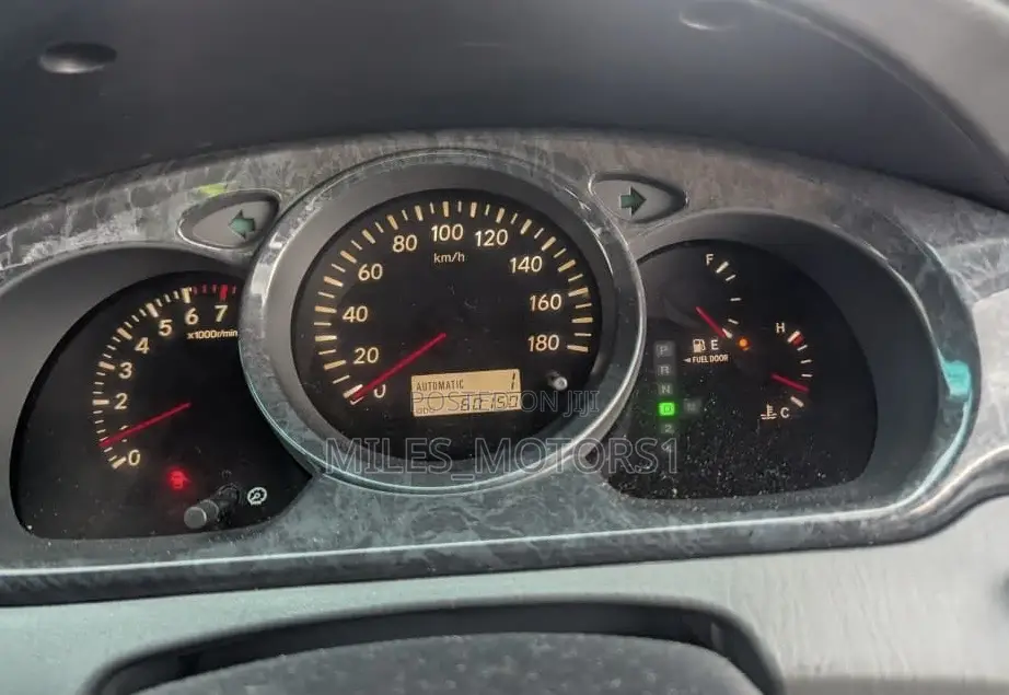 Toyota Kluger 2002 Black