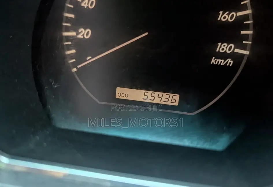 Toyota Harrier 2004 Silver