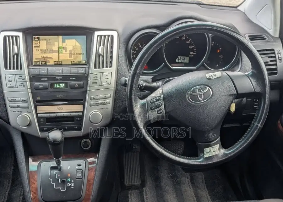 Toyota Harrier 2004 Silver
