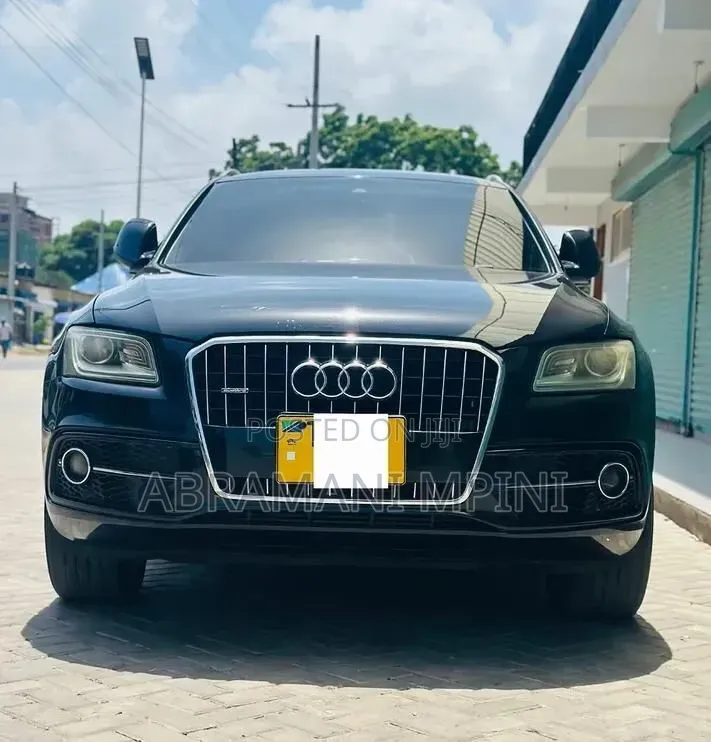 Audi Q5 2.0T Premium AWD quattro 2016 Black