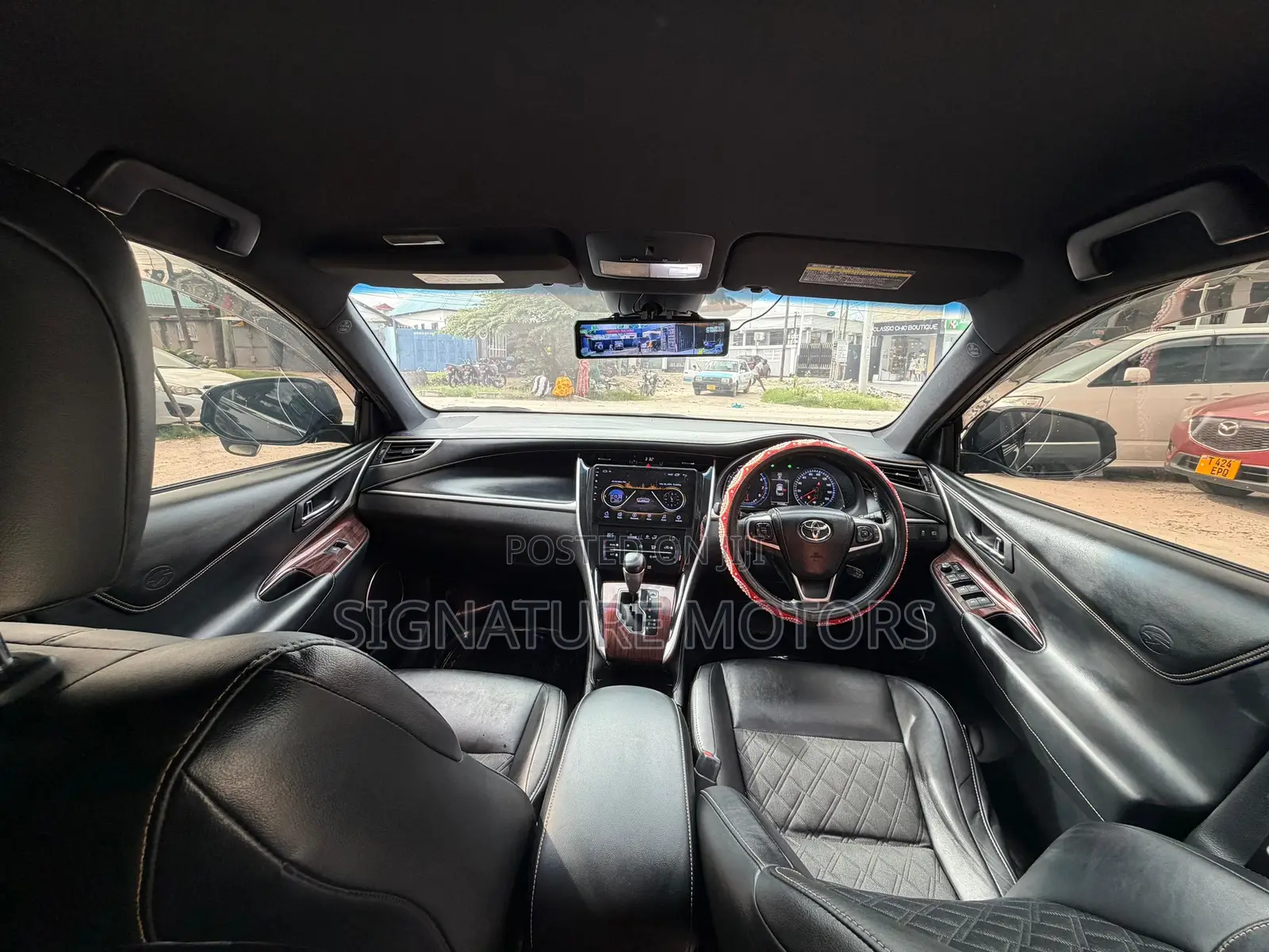 Toyota Harrier 2.0 2015 Black