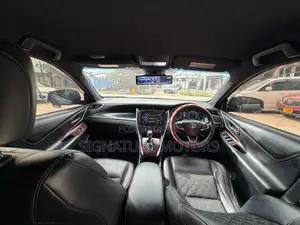 Toyota Harrier 2.0 2015 Black