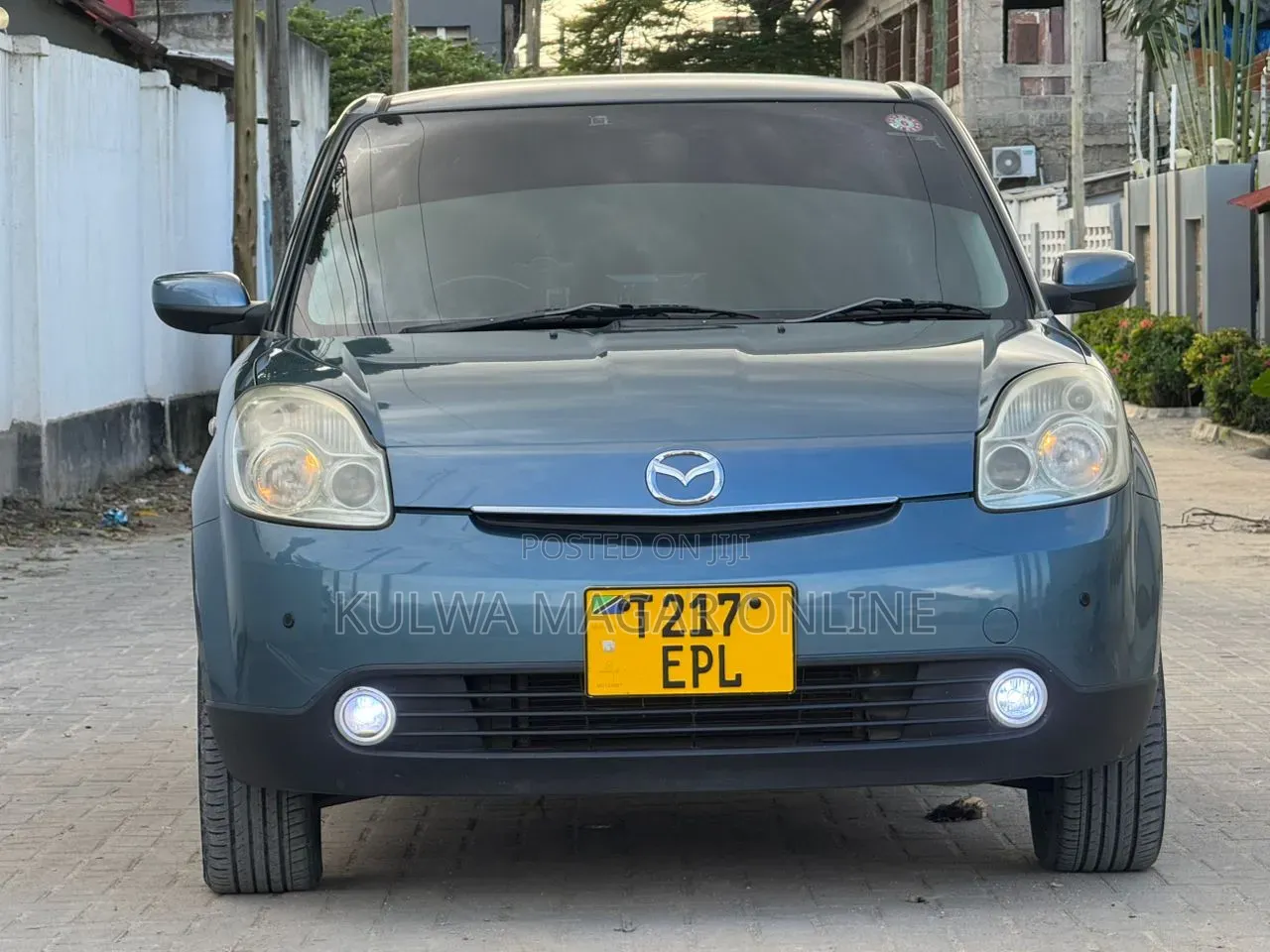Mazda Verisa 2009 Blue
