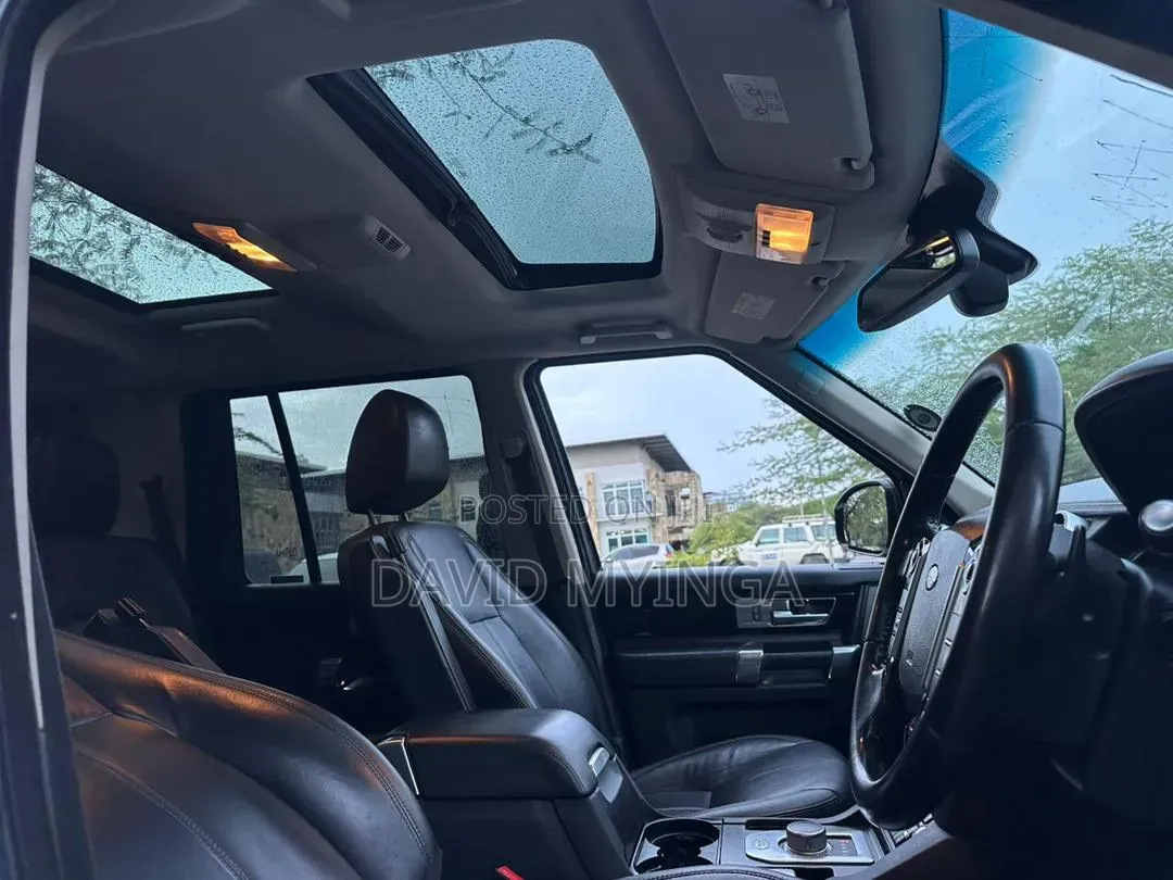 Land Rover Discovery 2015 Pearl