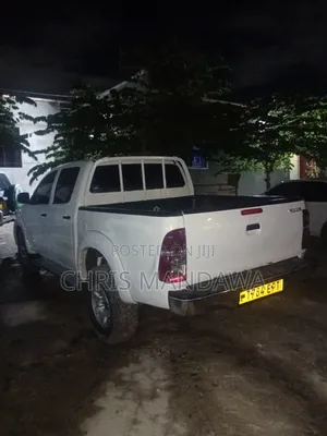 Toyota Hilux 2007 White