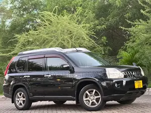 Nissan X-Trail 2.0 Petrol XE 2009 Matt Black