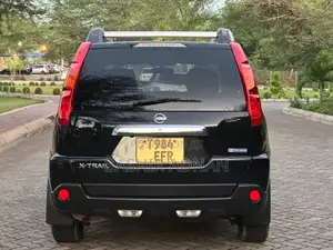 Nissan X-Trail 2.0 Petrol XE 2009 Matt Black