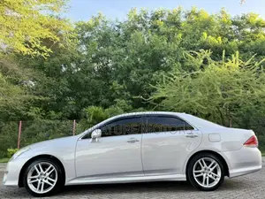 Toyota Crown 2010 Silver