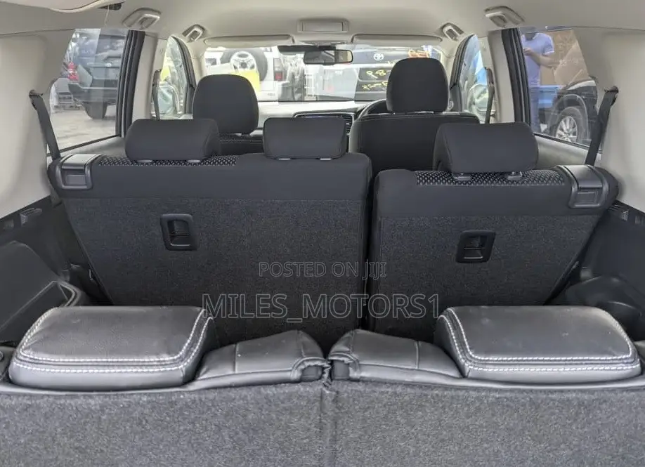 Mitsubishi Outlander 2018 White