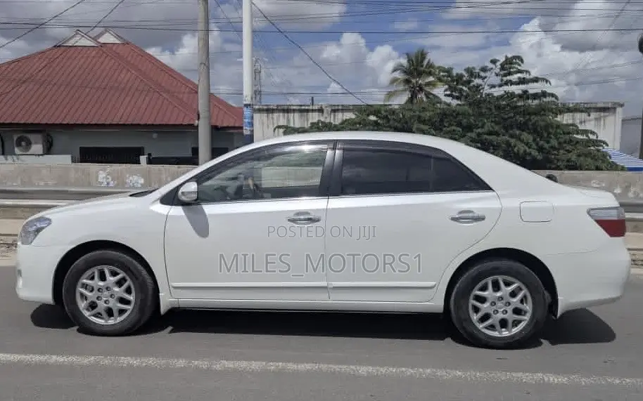 Toyota Premio 2008 White