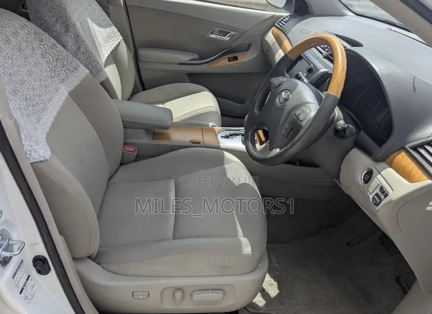 Toyota Premio 2008 White