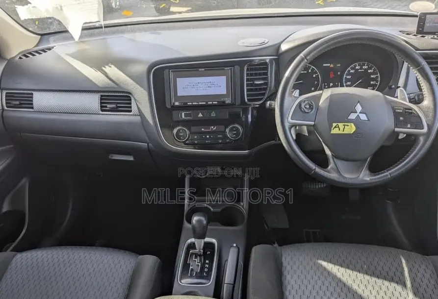 Mitsubishi Outlander PHEV 2020 Gray