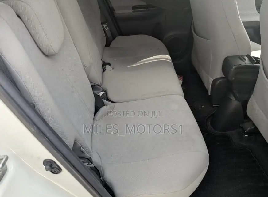 Toyota IST 2008 White