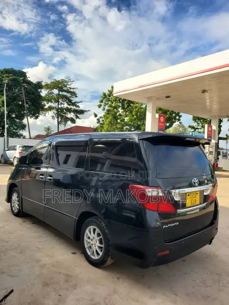 Toyota Alphard 2.4 Petrol FWD 2008 Black