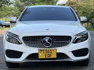 Mercedes-Benz C-Class C 200 (S205) 2015 White