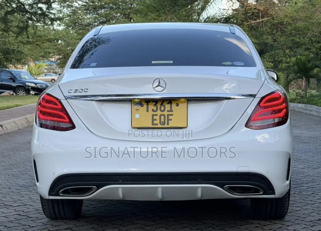 Mercedes-Benz C-Class C 200 (S205) 2015 White