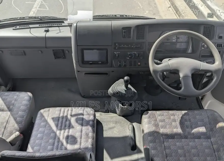 Nissan Civilian 2002 White