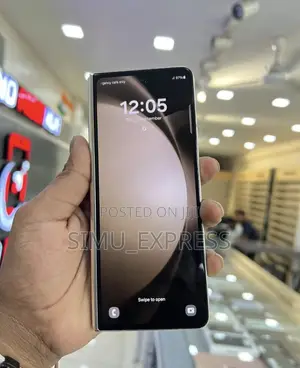 New Samsung Galaxy Z Fold 5 256 GB White