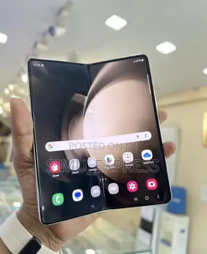New Samsung Galaxy Z Fold 5 256 GB White