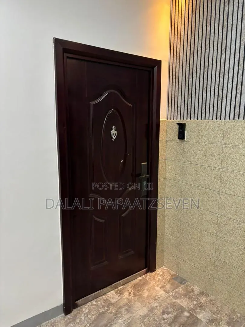 3bdrm Apartment in Dalalipapaa, Kariakoo for sale