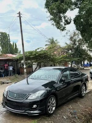 Toyota Crown 2009 Matt Black