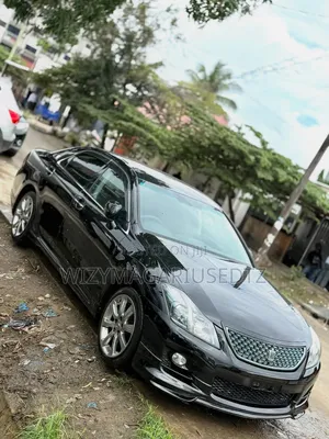 Toyota Crown 2009 Matt Black