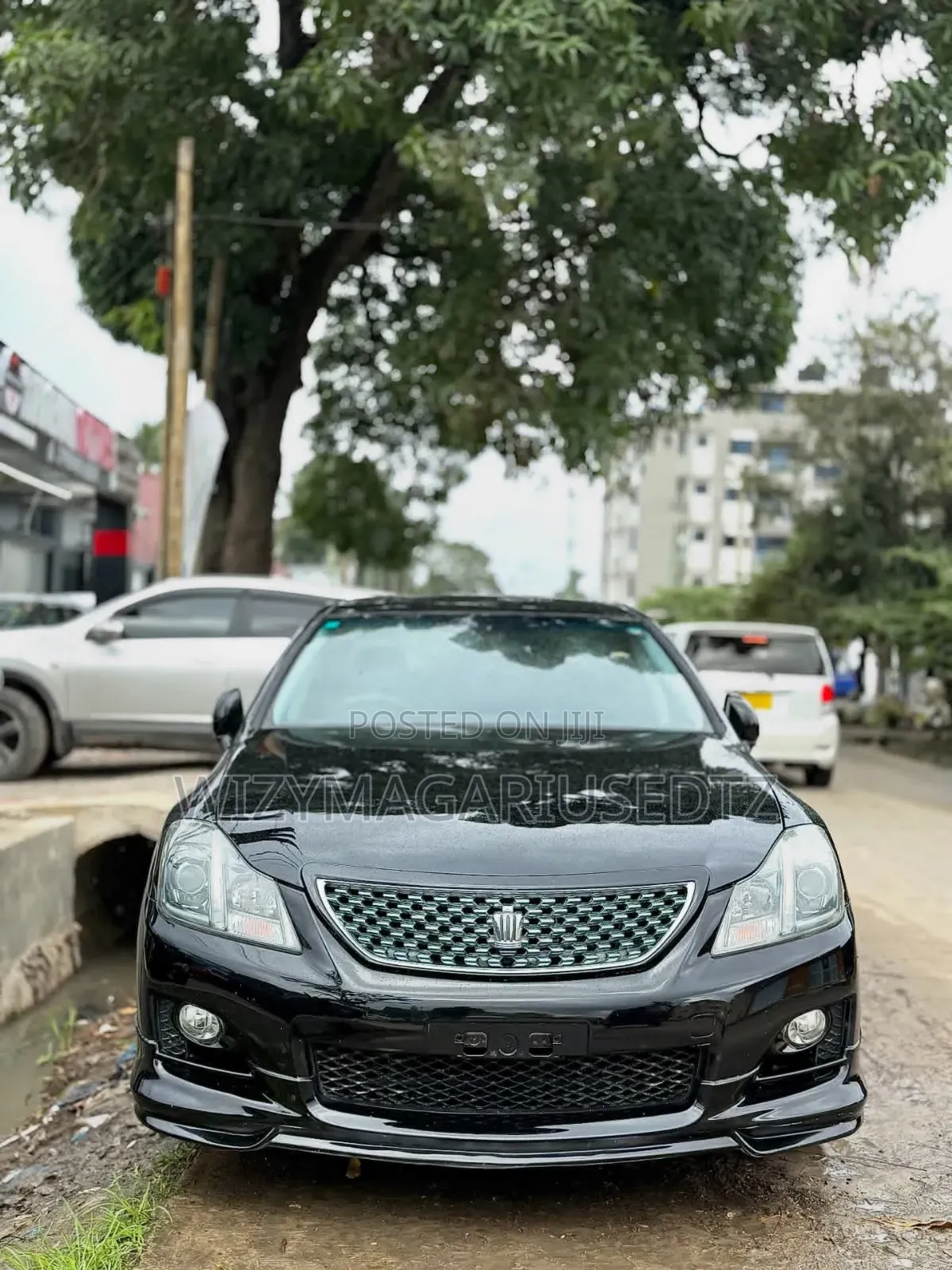 Toyota Crown 2009 Matt Black