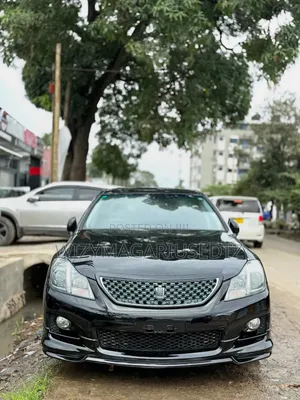 Toyota Crown 2009 Matt Black