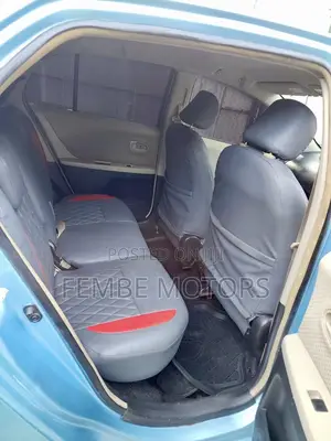 Toyota Vitz 2005 Blue