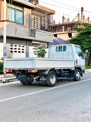 Mitsubishi Canter Guts