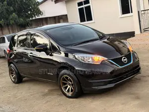 Nissan Note 2017 Black