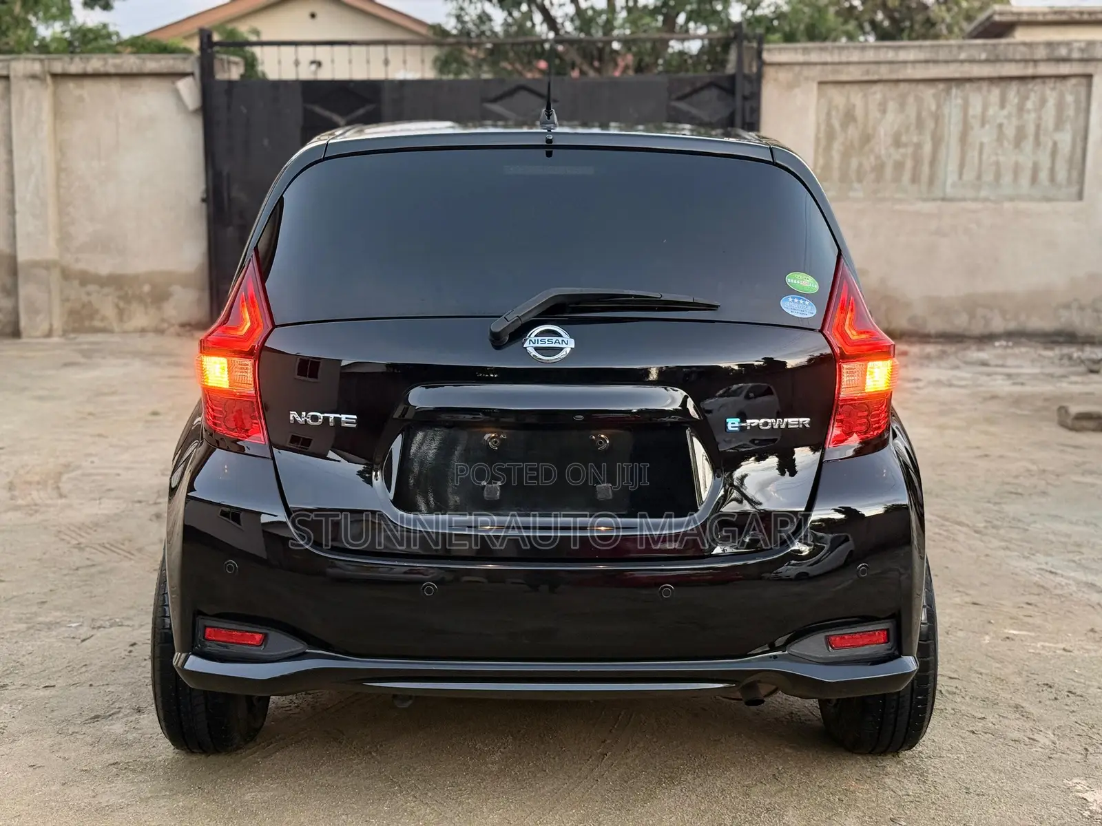Nissan Note 2017 Black