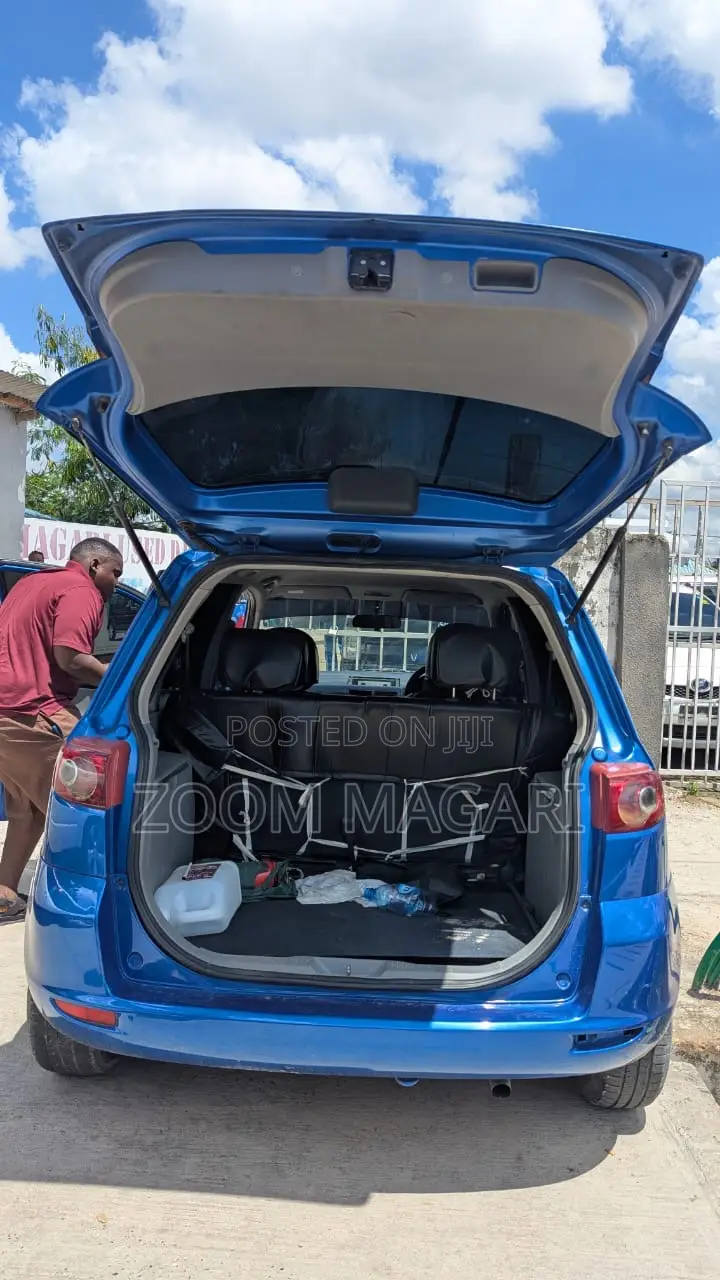 Mazda Demio 2009 Blue