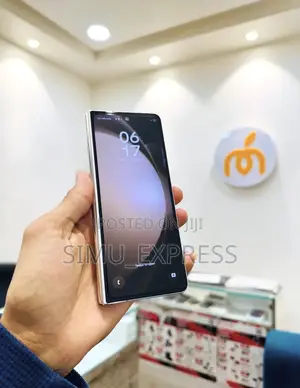 New Samsung Galaxy Z Fold 5 256 GB White