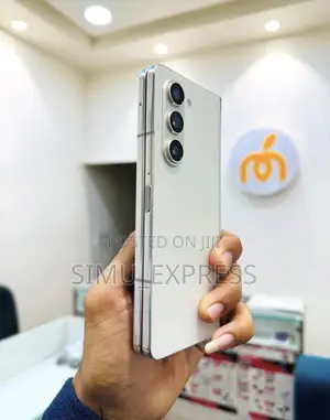 New Samsung Galaxy Z Fold 5 256 GB White