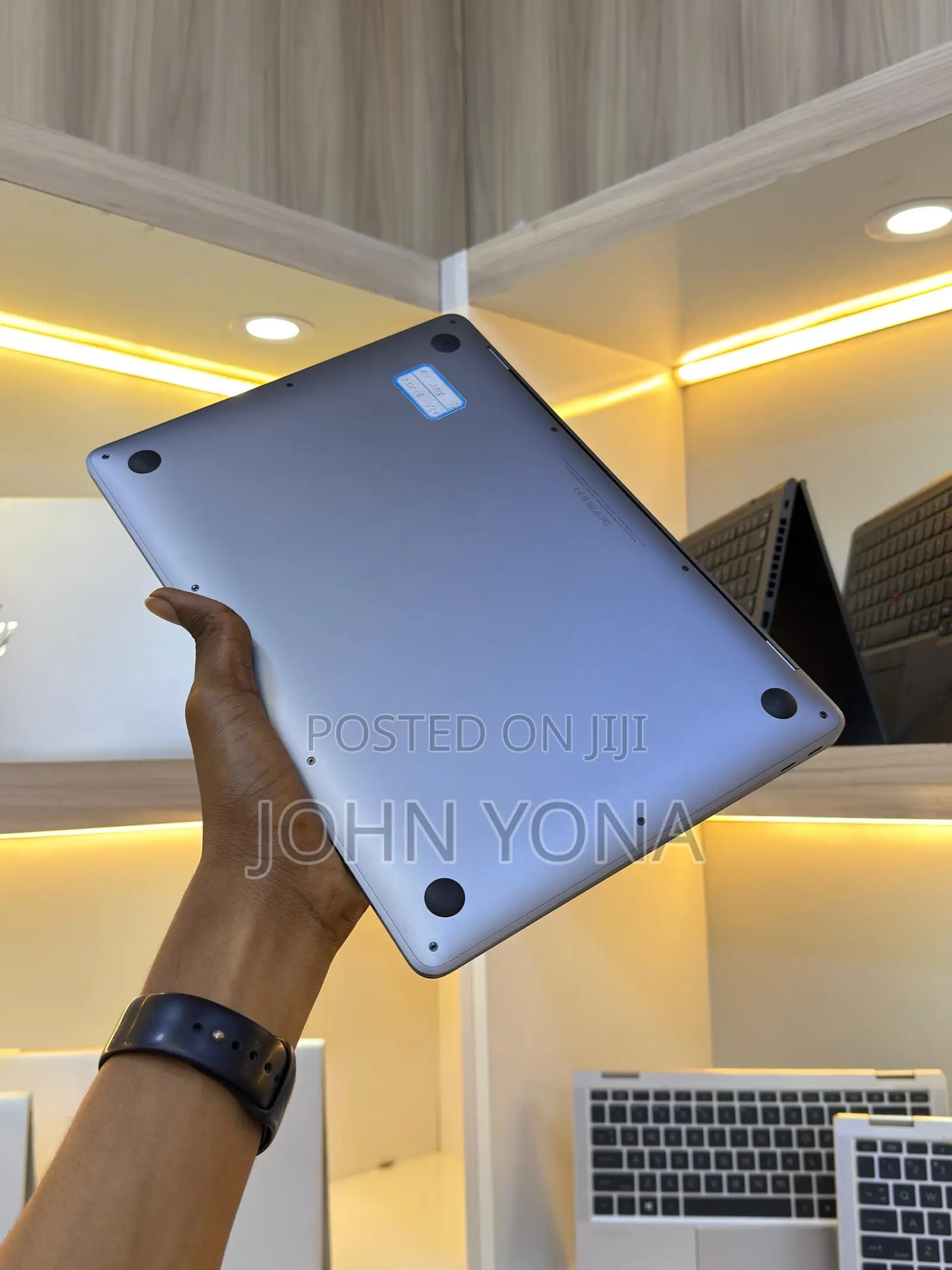 Laptop Apple MacBook Air 2020 8GB Apple M1 SSD 256GB
