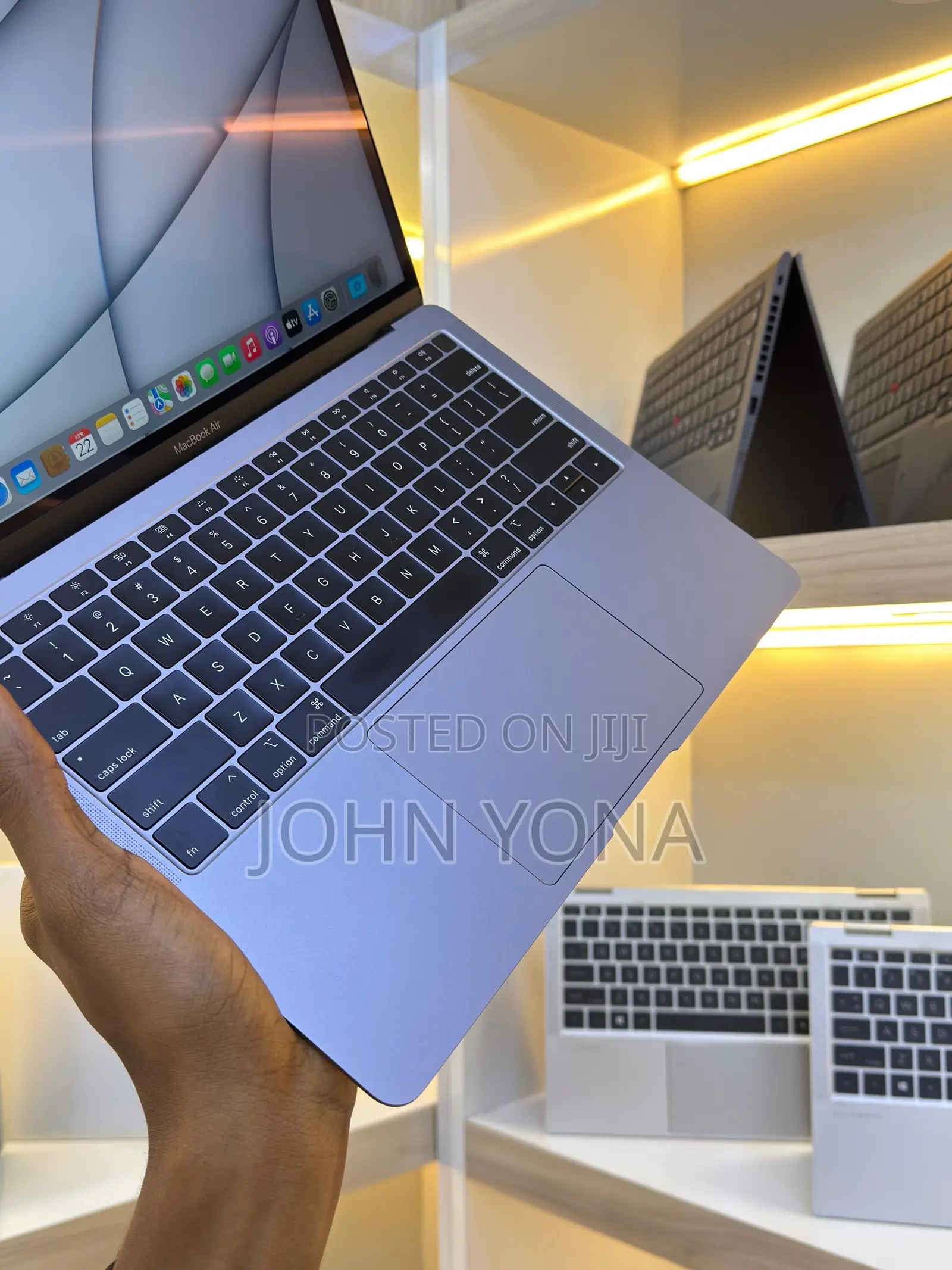 Laptop Apple MacBook Air 2020 8GB Apple M1 SSD 256GB
