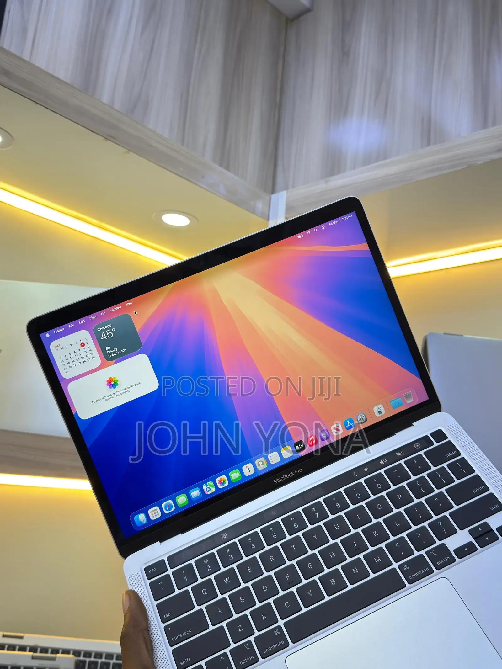 Laptop Apple MacBook 2020 8GB Apple M1 SSD 256GB