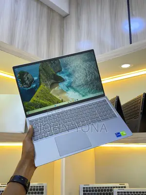 New Laptop Dell Inspiron 15 16GB Intel Core i7 SSD 512GB