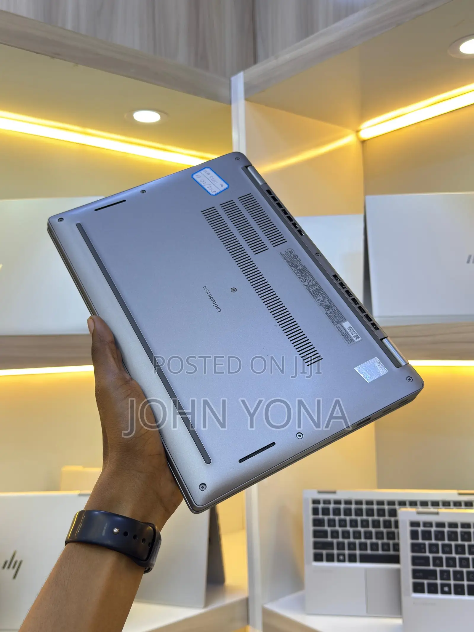 Laptop Dell Latitude 5320 32GB Intel Core i7 SSD 512GB