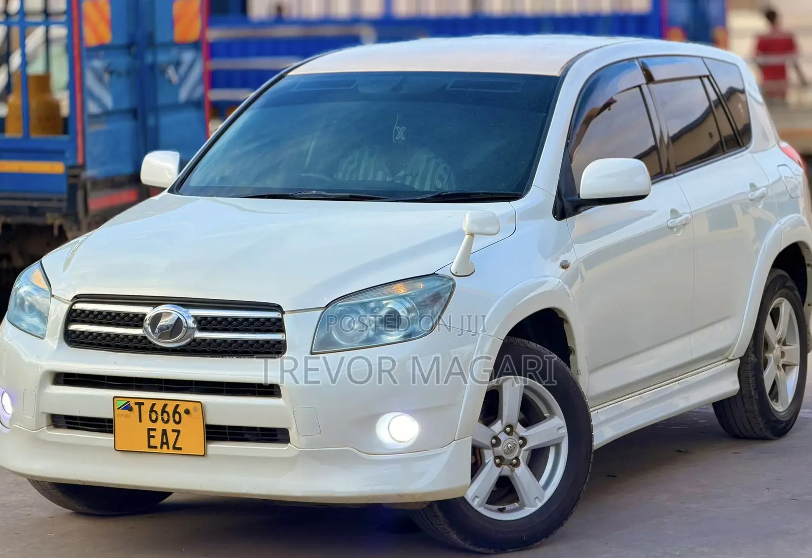 Toyota RAV4 2009 White