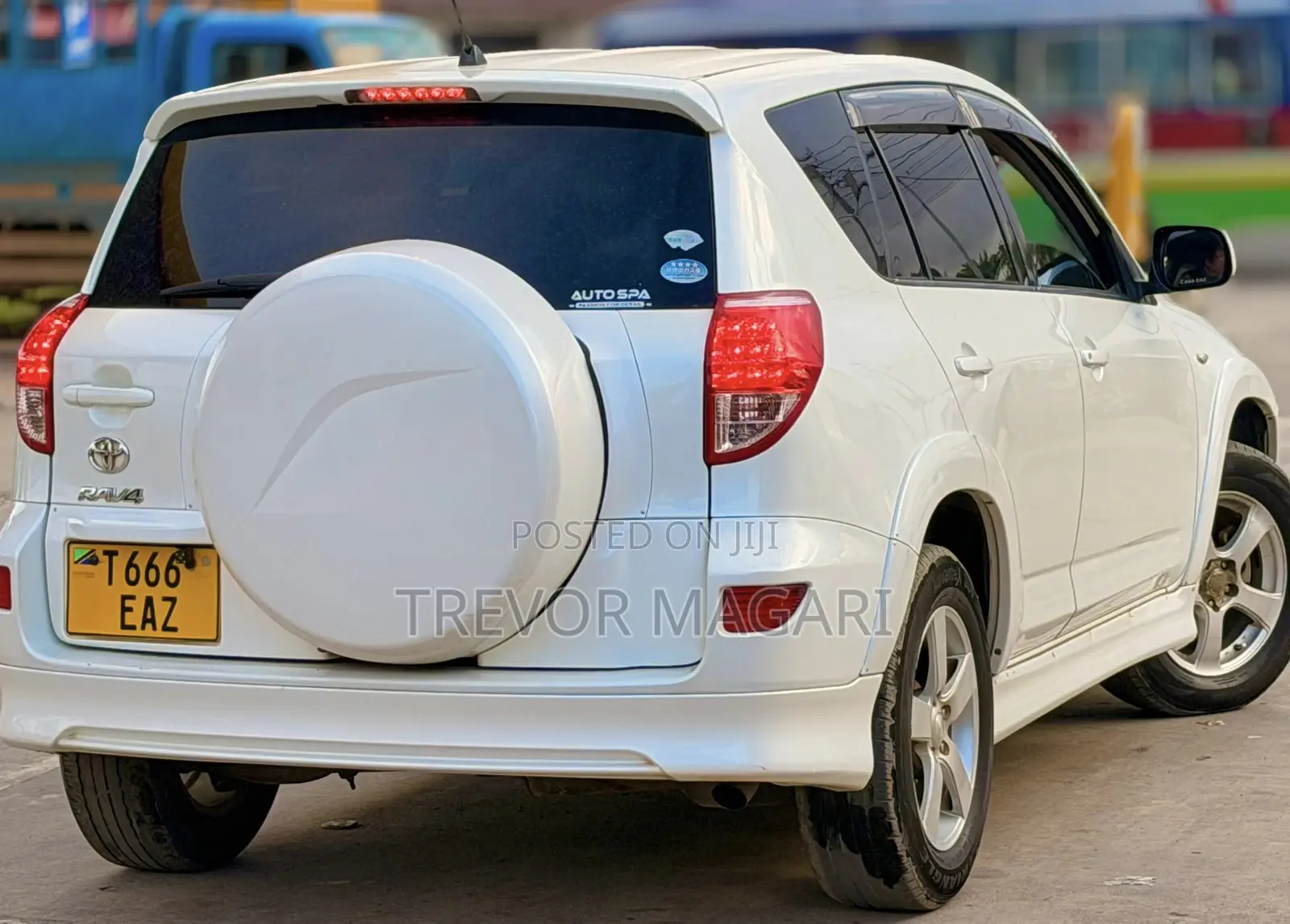 Toyota RAV4 2009 White