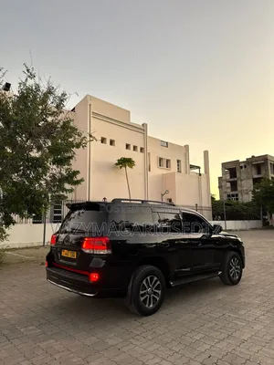 Toyota Land Cruiser 2016 Matt Black