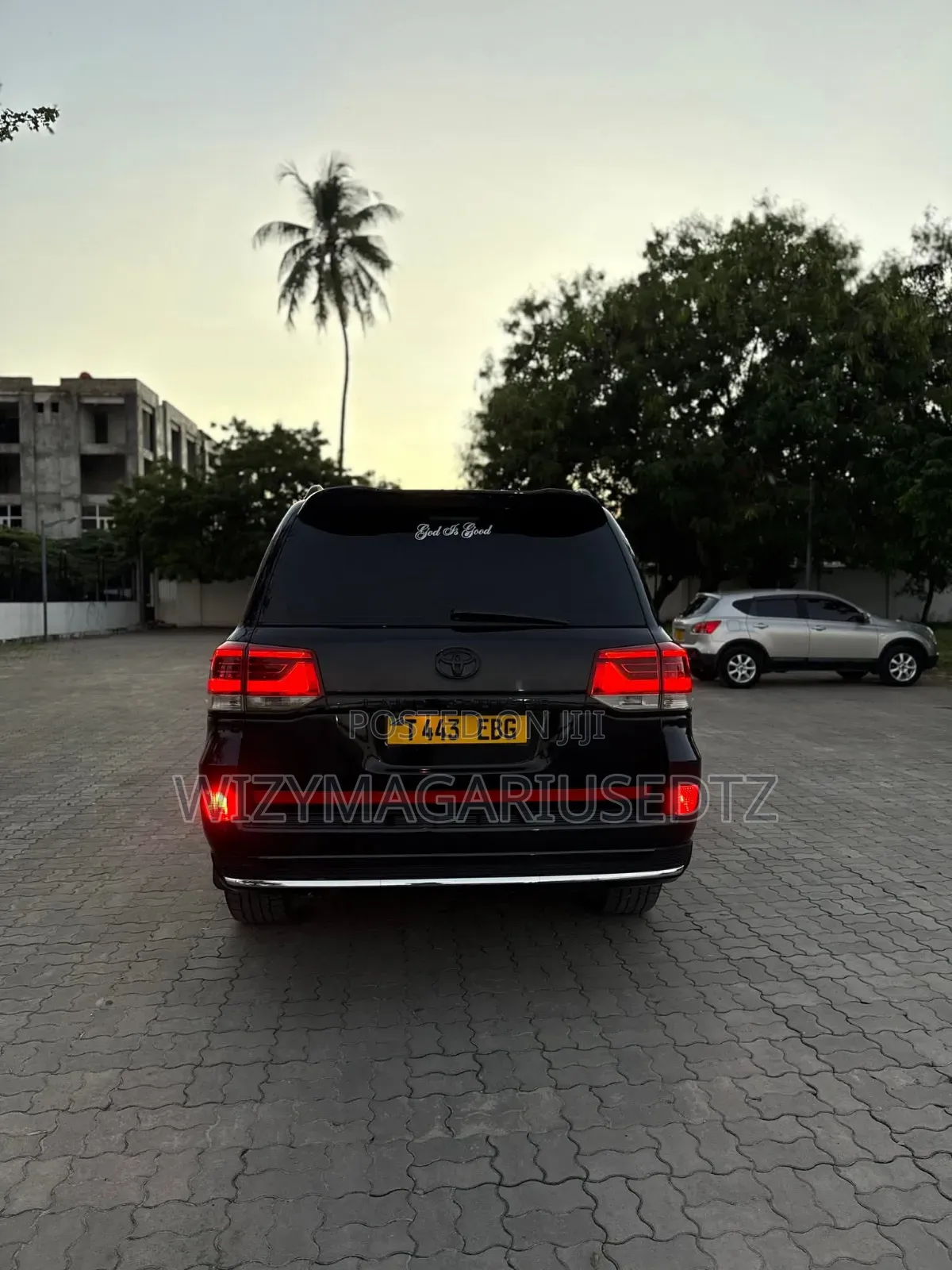 Toyota Land Cruiser 2016 Matt Black