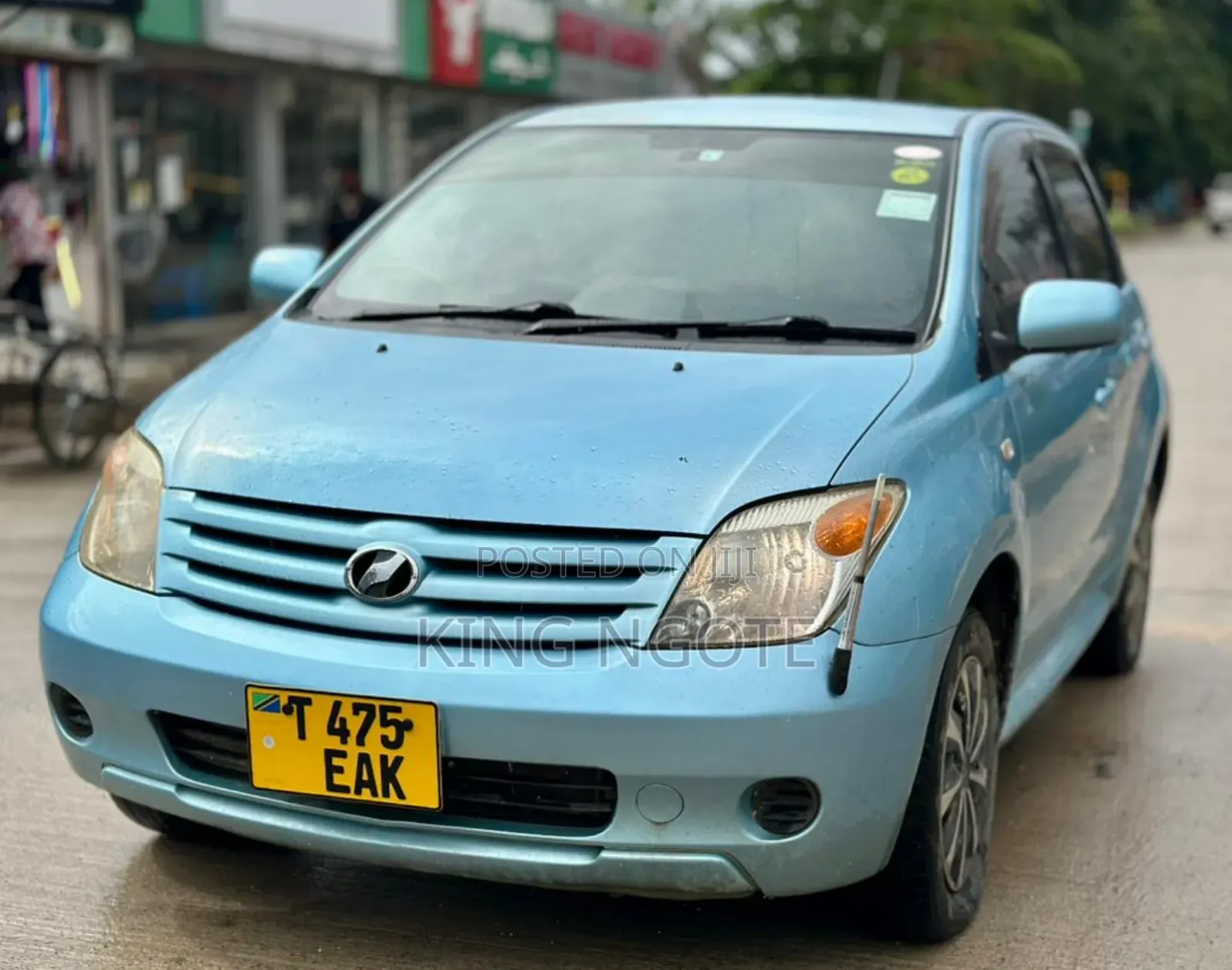 Toyota IST 2005 Blue