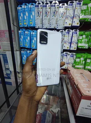 LG Q52 64 GB White