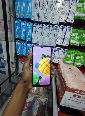 LG Q52 64 GB White