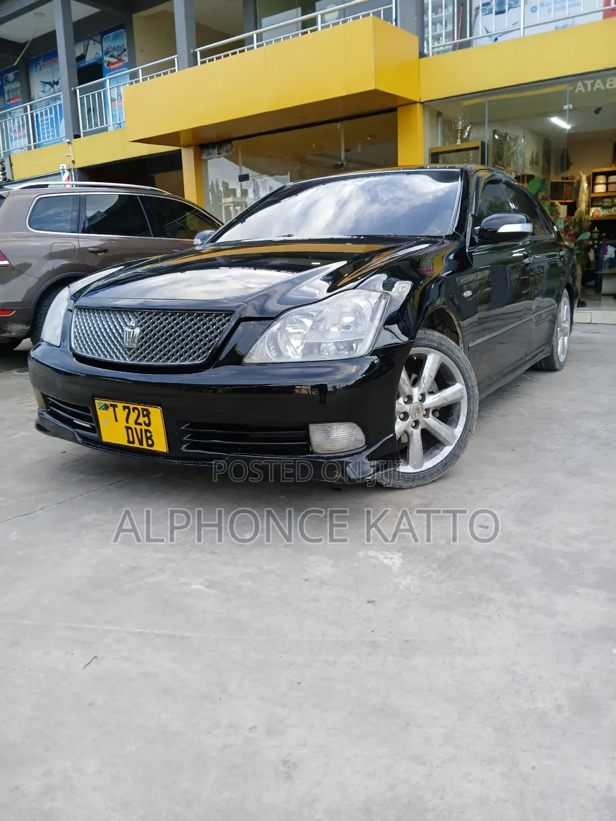 Toyota Crown 2006 Black