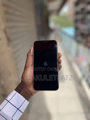 Apple iPhone 11 64 GB Yellow